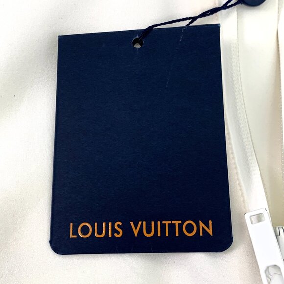 H12492 Louis Vuitton white label hem logo monogram high collar short sleeve T-sh - Picture 7 of 8